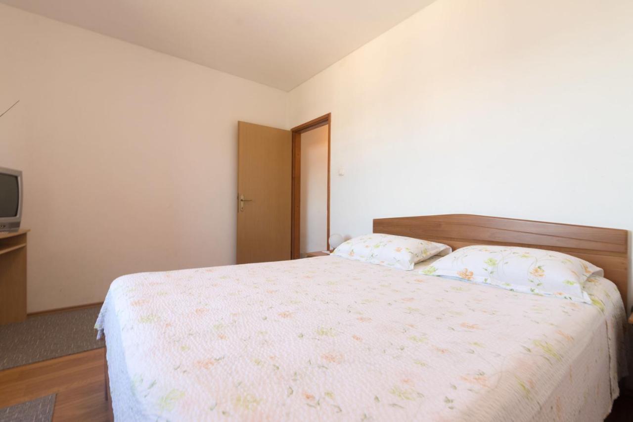Apartments Jaksa فيس المظهر الخارجي الصورة